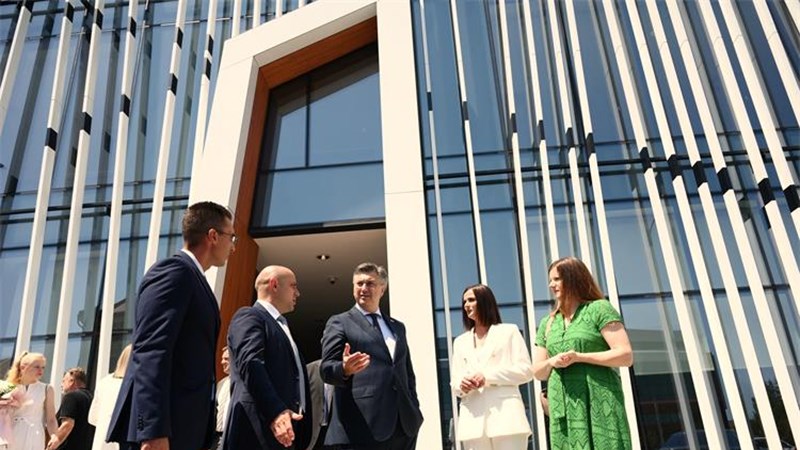 Plenković na obilježavanju Dana grada Vinkovaca: Nova gradska knjižnica središte kulturnih i društvenih aktivnosti 